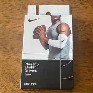 Nike Pro Dri-FIT Shivers - Black and White